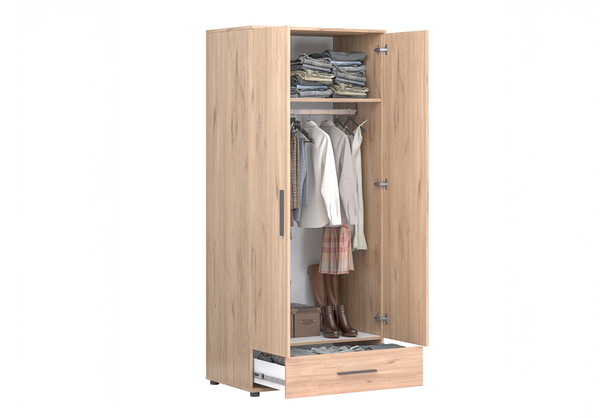 Απεικονίζεται η ντουλάπα ανοιχτή και γεμάτη ρούχα.